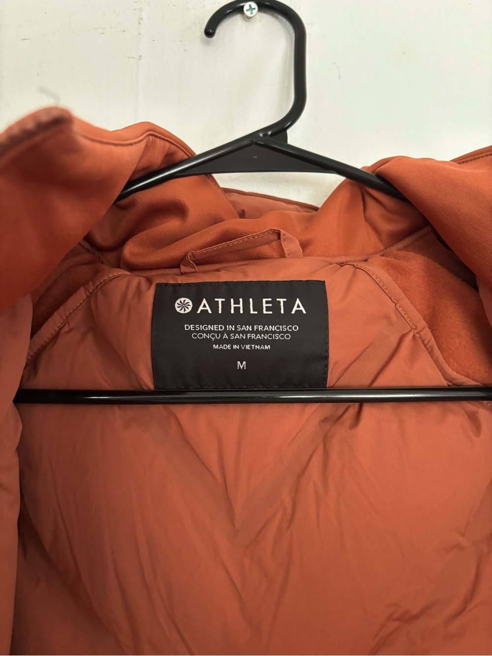 Athleta Inlet Rust Orange Puffer - Picture 9 of 11